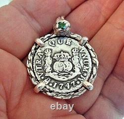 Genuine1747 2 Reales Silver Spanish Treasure Cob Coin Pendant with Emerald